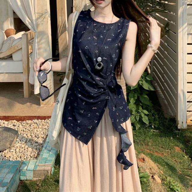 High Pants Rise / Floral Asymmetrical Wide Leg Tank Plain Top