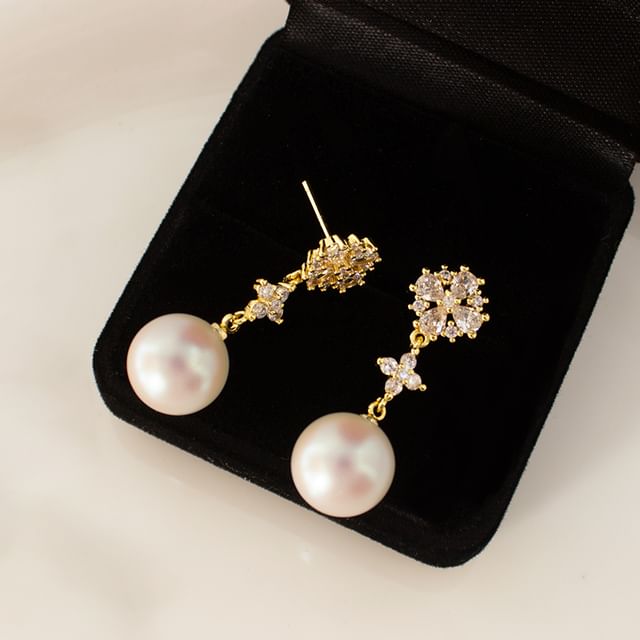 Rhinestone Flower Drop Earring Clip-On / Pearl Faux