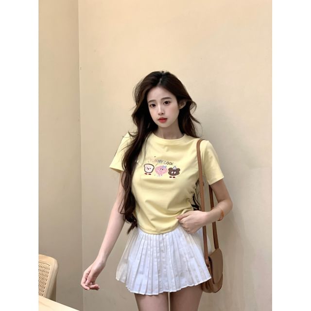 Embroidered Crewneck Crop T-Shirt Short-Sleeve