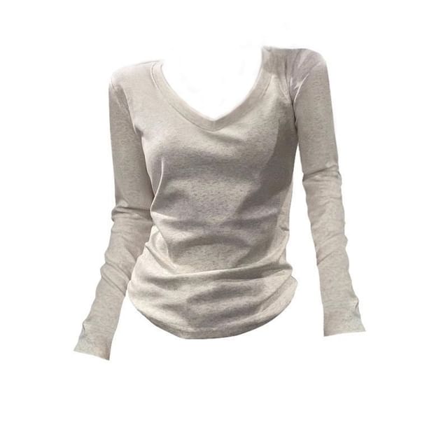 Plain V-Neck Long-Sleeved Tee