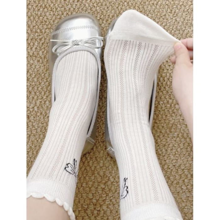 Bow Print Socks - White / One Size