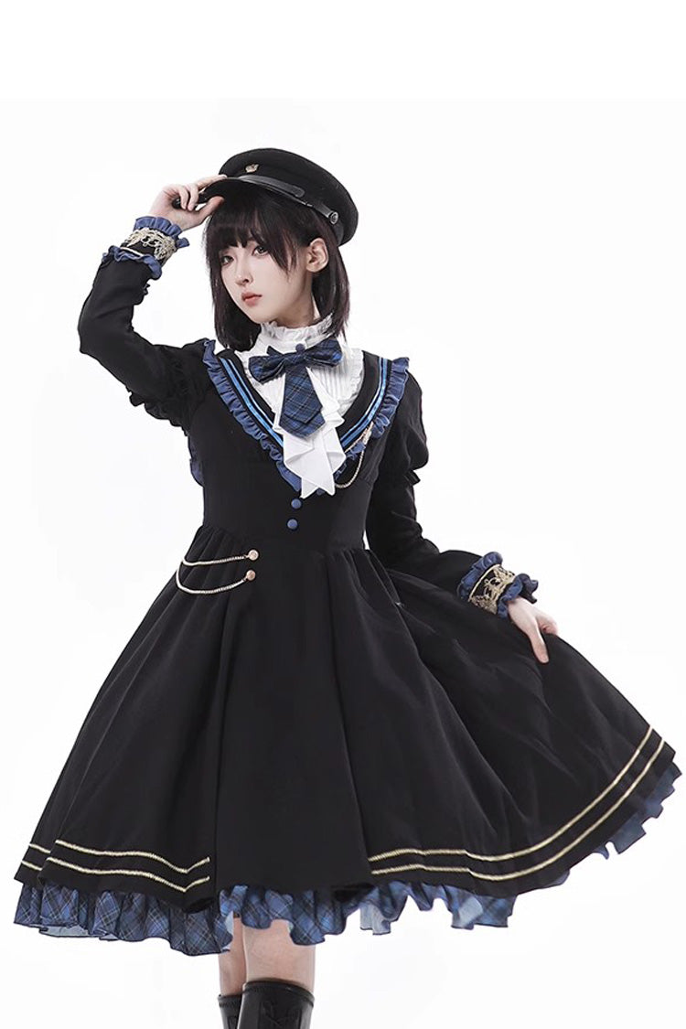 Stand-Collar Long-Sleeve Elegant Gothic Dress in Black