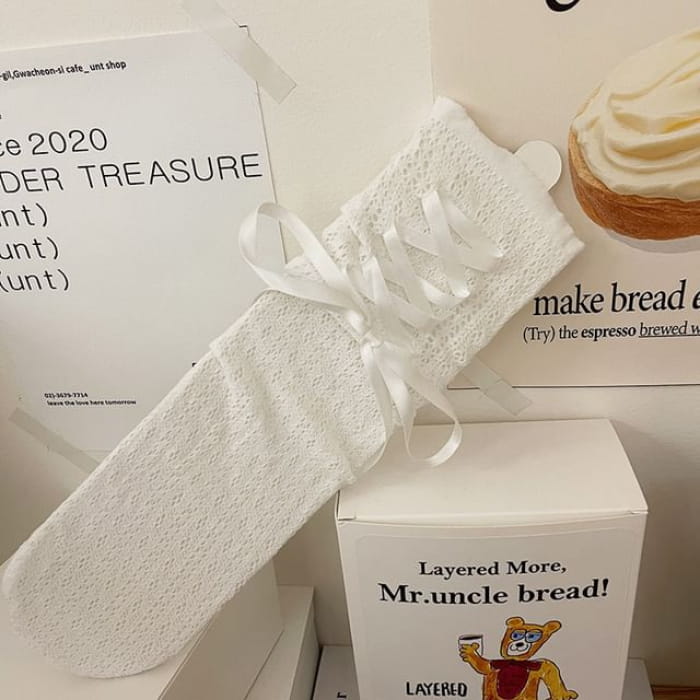 Ribbon Lace Up Short Socks - 1 Pair - White / One Size