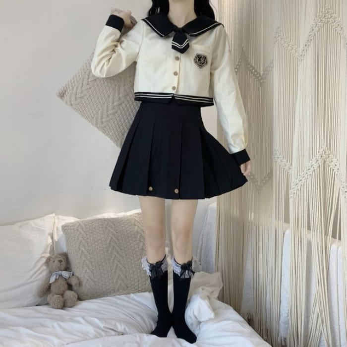 Sailor Collar Shirt / Pleated Skirt - Black / S