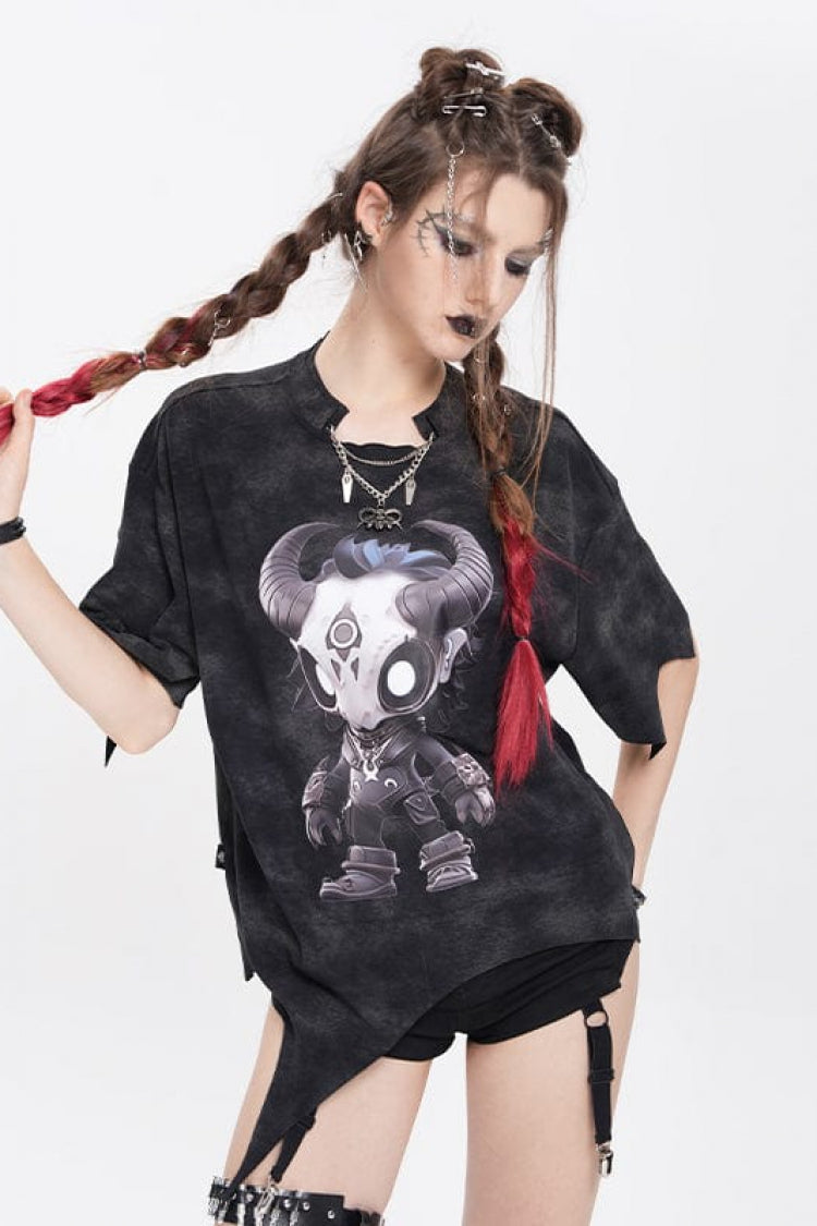 Irregular Print Punk Tee with Artistic Graphics for Women