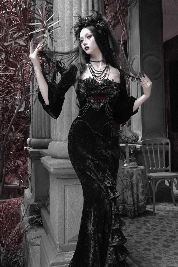 Square-Collar Embroidered Mermaid Gothic Dress in Black