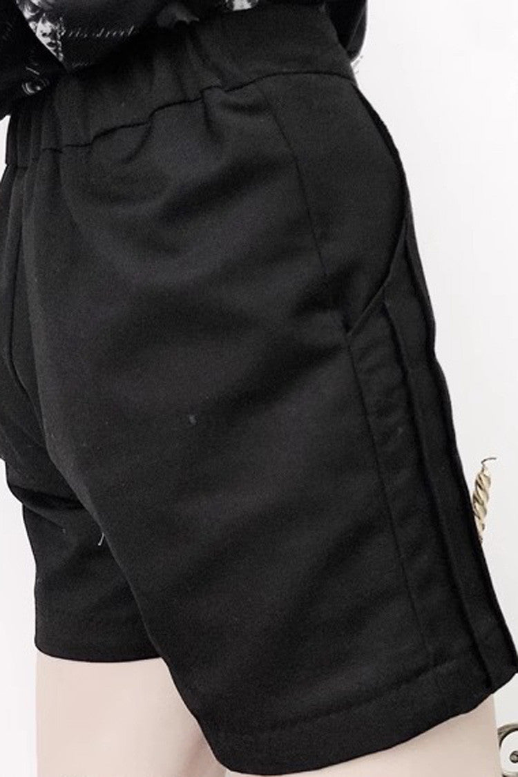 Vintage Ouji Lolita Shorts with Elegant Gothic Detailing