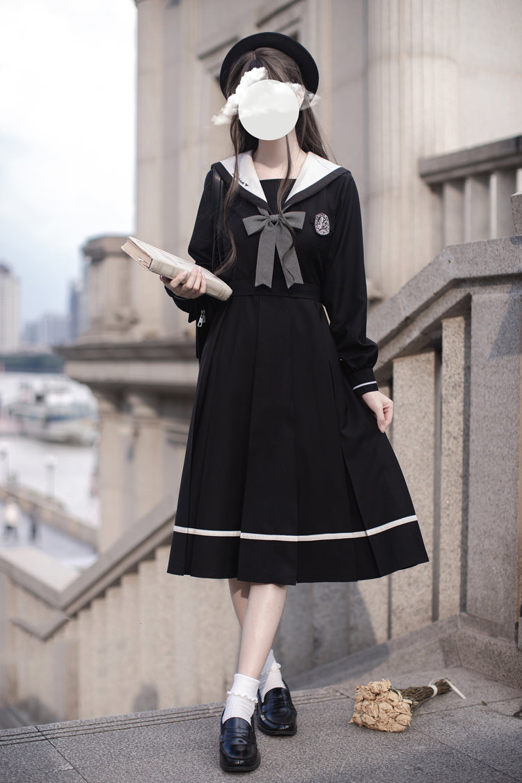 Sweet Lolita Dress with Navy Collar and Bowknot, College Style