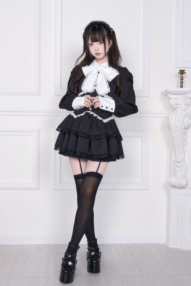 Layered Bow Tie Jirai Kei Outfit with Shorts