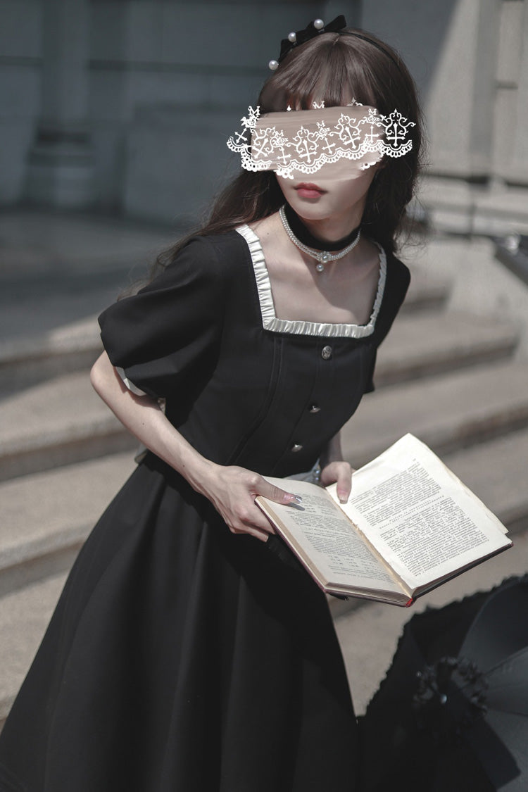 Black Random Thoughts Square Collar Classic Vintage Gown
