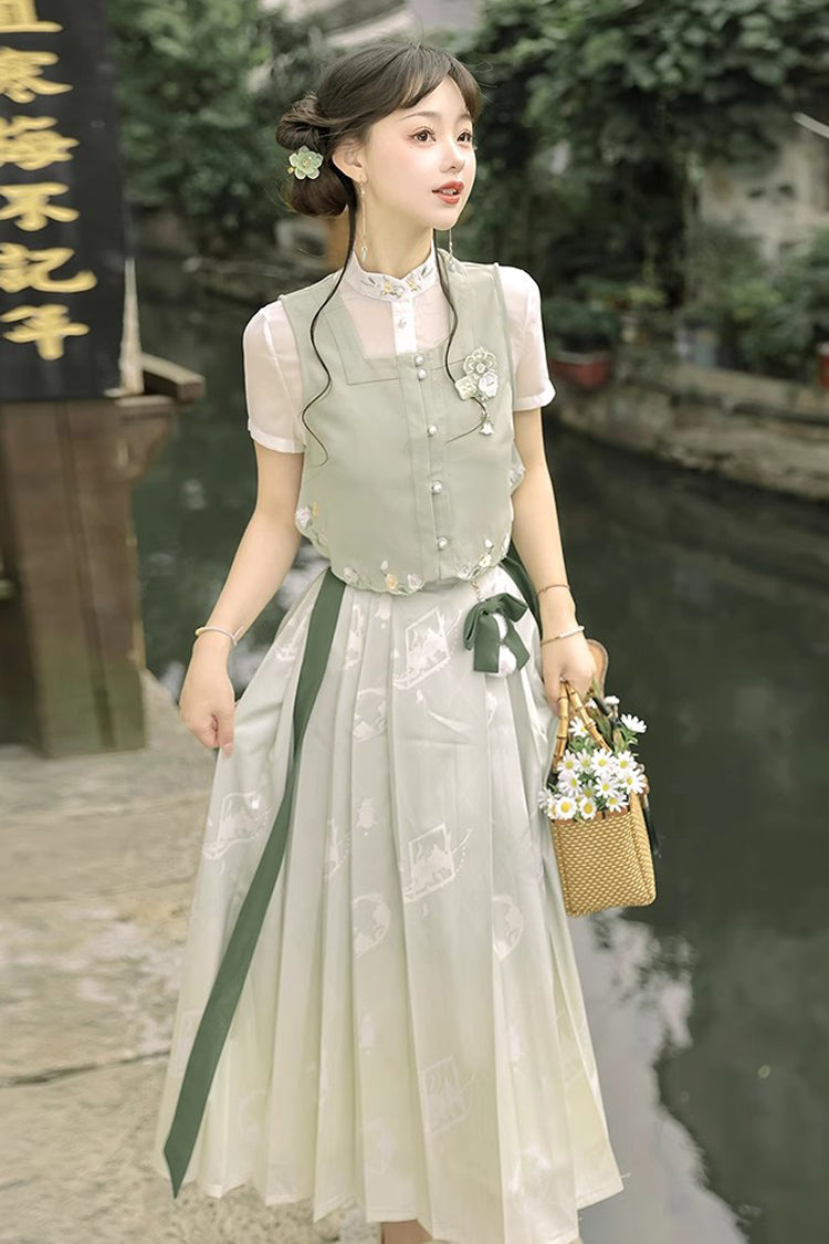 Emerald Embroidered Pearl-Button Sweet Hanfu Ensemble with Peter Pan Collar