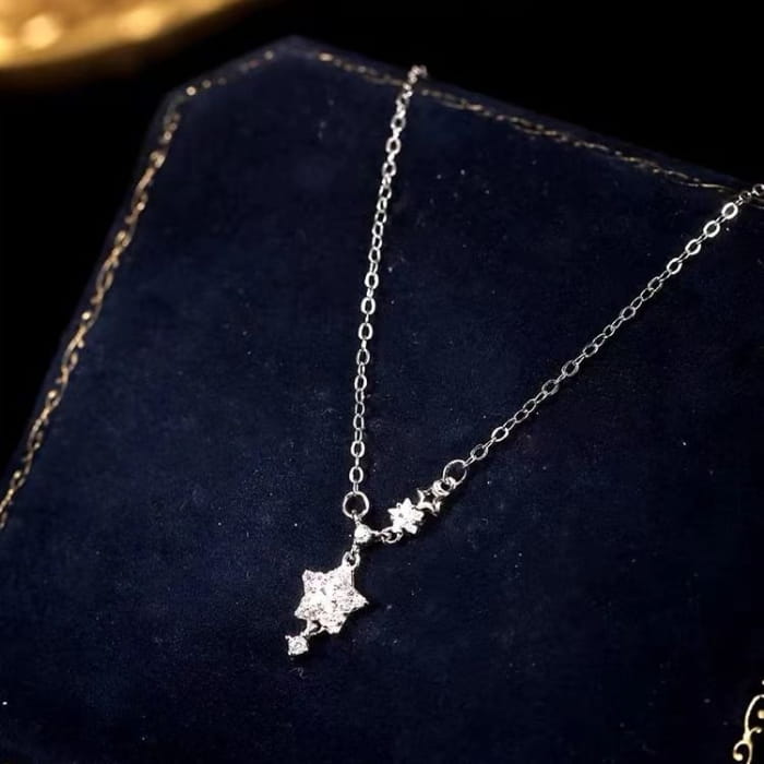 925 Sterling Silver Star Pendant Necklace