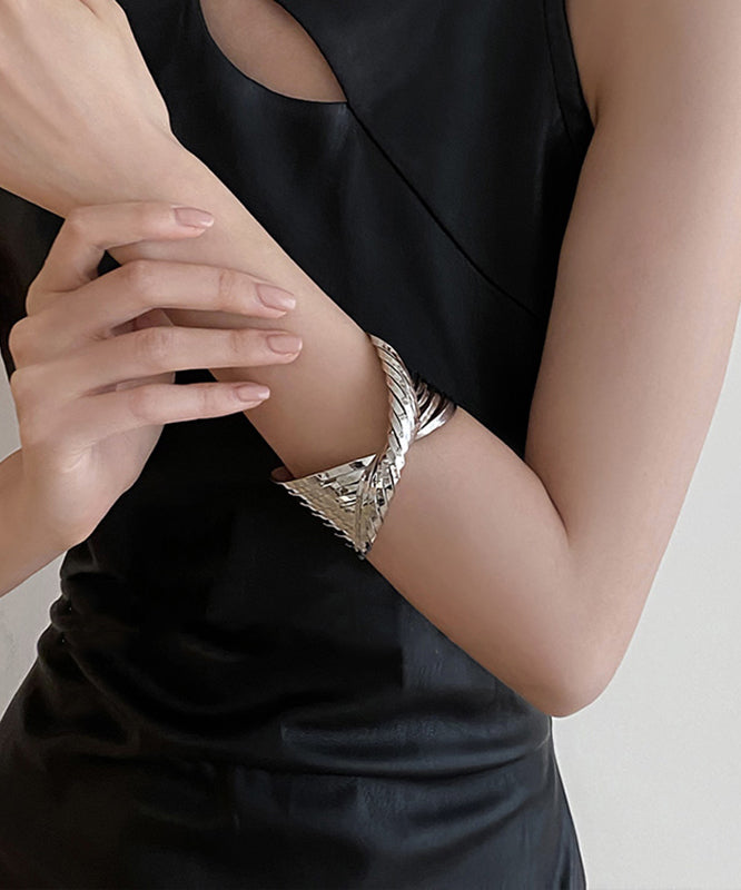 Boho Cuff Silk Open Cross Metal