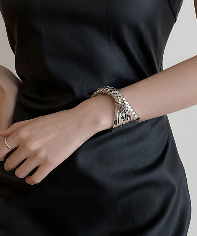 Boho Cuff Silk Open Cross Metal