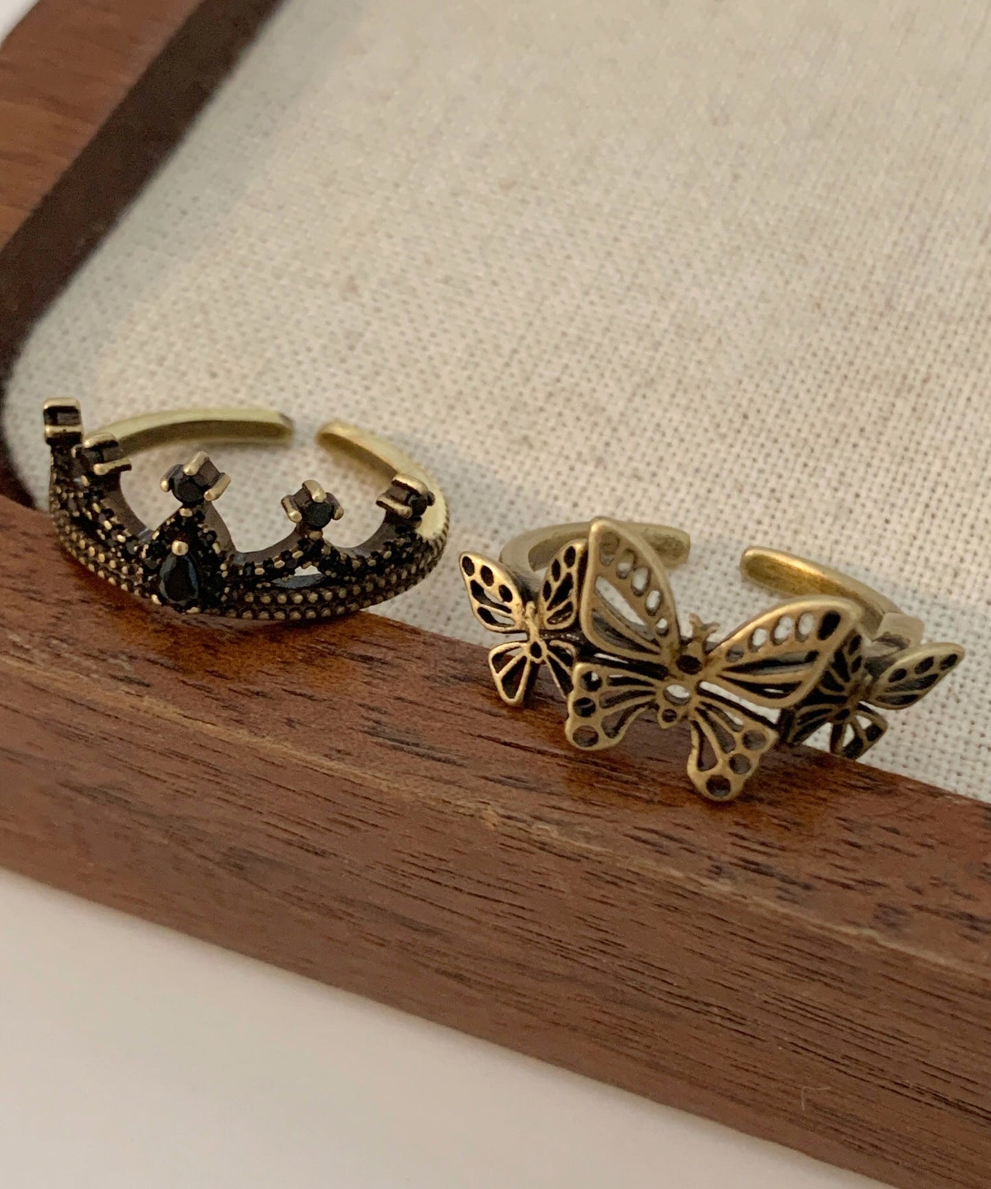 Gold Fine Ancient Piece Hollow Two Set Metal Rings Out Crown Butterfly