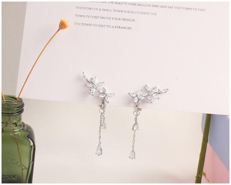 Stud Rhinestone Clip-On / Earrings Floral