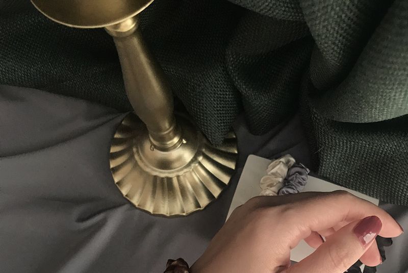 6: Set of Scrunchies Silky