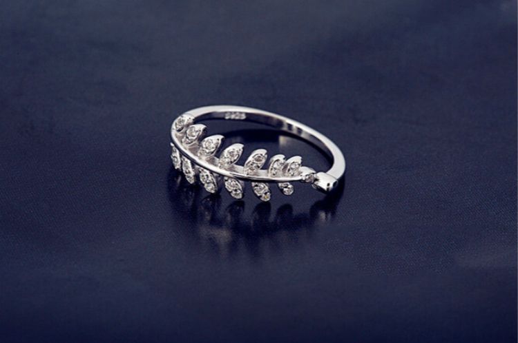 Ring Silver Leaf Open Rhinestone Sterling