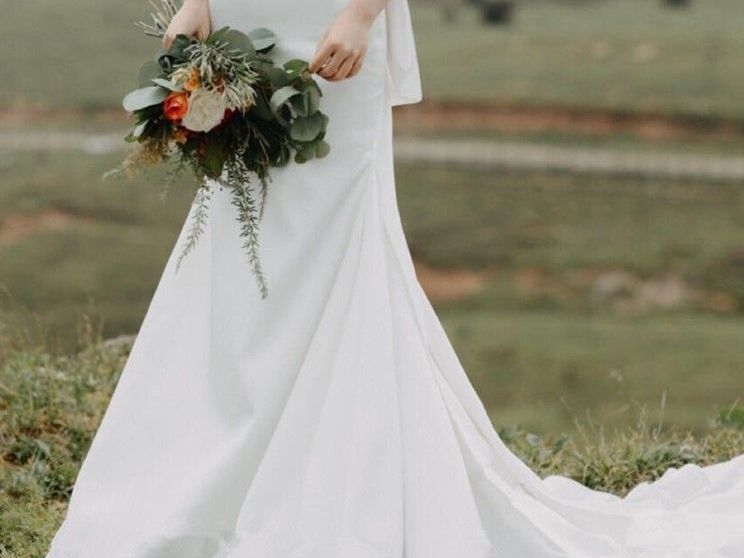 Wedding Cold-Shoulder Gown Sheath