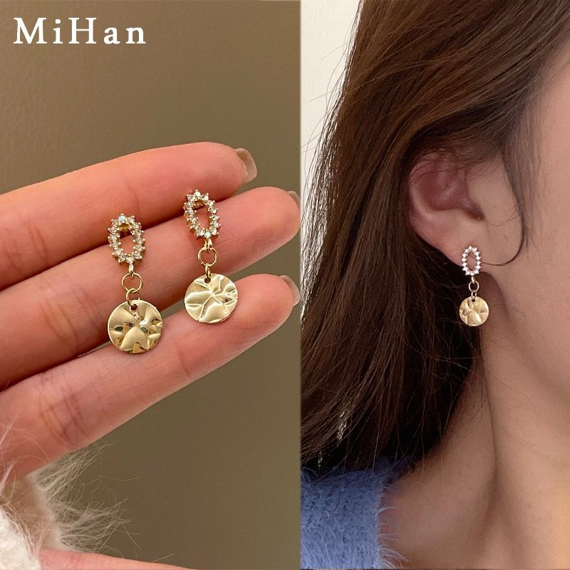 Floral Drop / Rhinestone Clip-On Earring