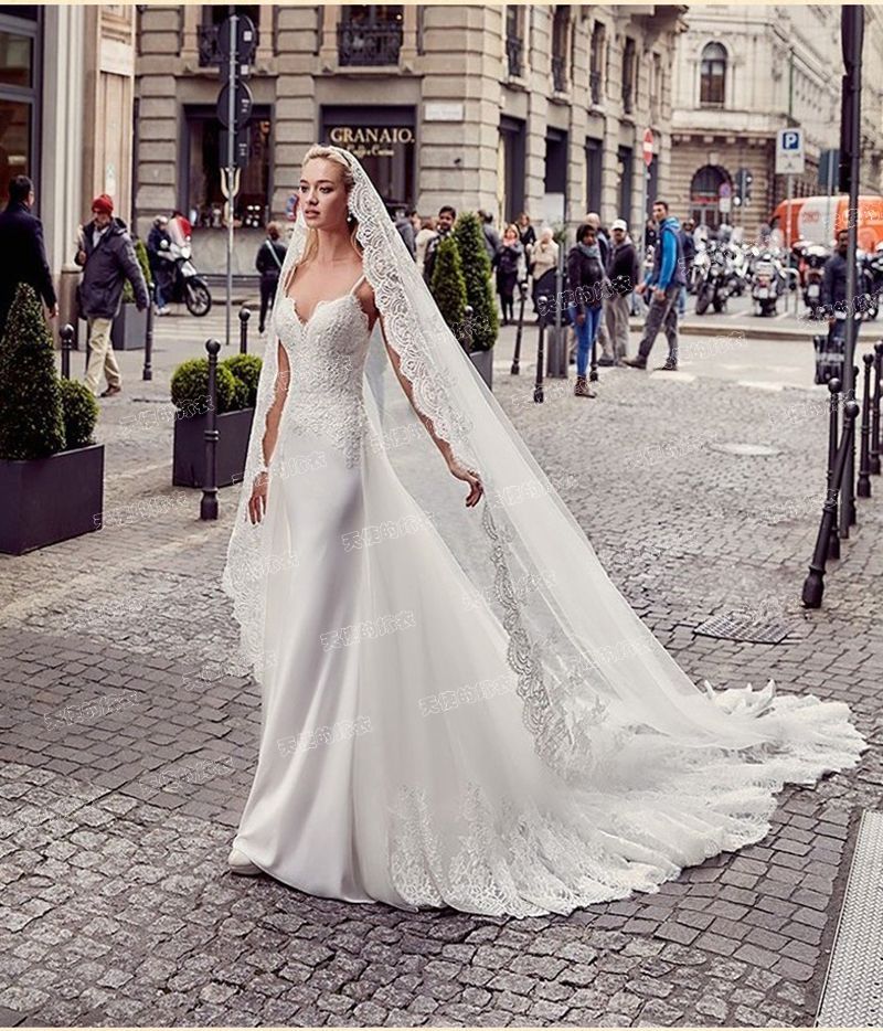 Gown Sheath Evening Spaghetti Lace Trained Strap