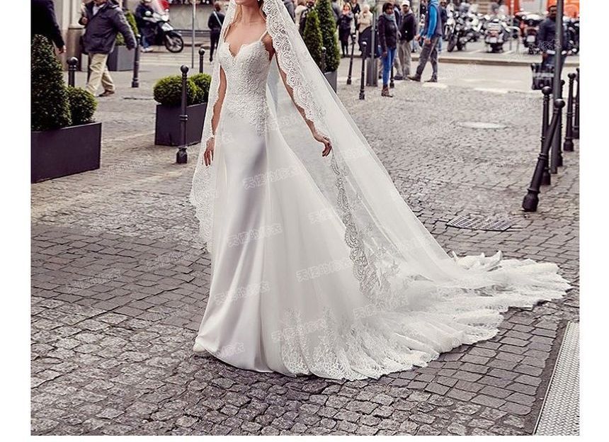 Gown Sheath Evening Spaghetti Lace Trained Strap