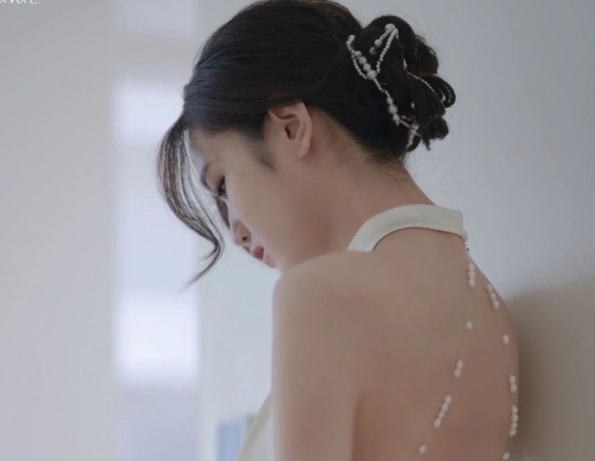 Wedding Halter A-Line Gown Backless