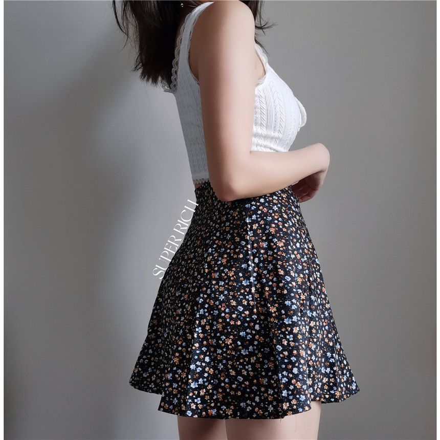A-Line Mini Print Floral Skirt
