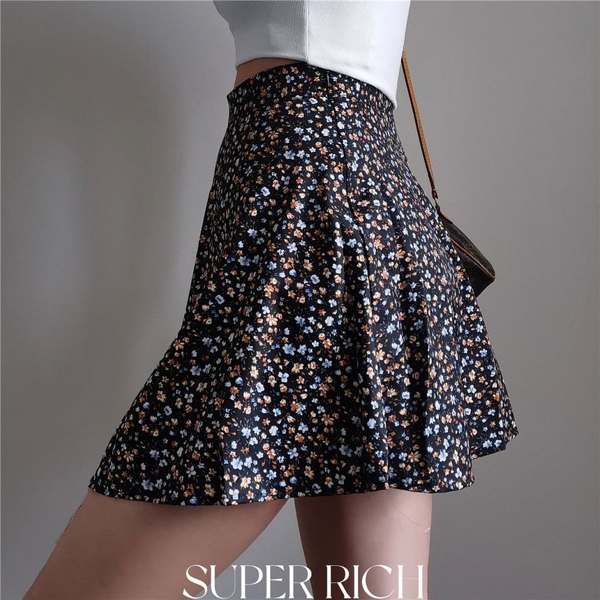 A-Line Mini Print Floral Skirt