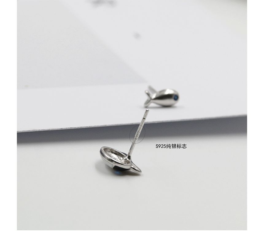 Earring Stud Fish Cat Asymmetrical