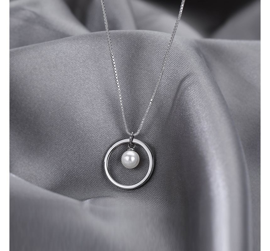 Faux Sterling Silver Necklace Pearl