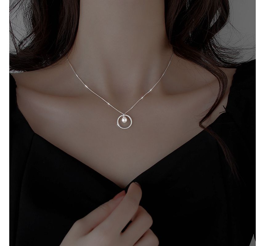 Faux Sterling Silver Necklace Pearl