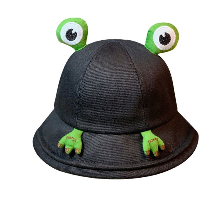 Frog Bucket Hat Detail