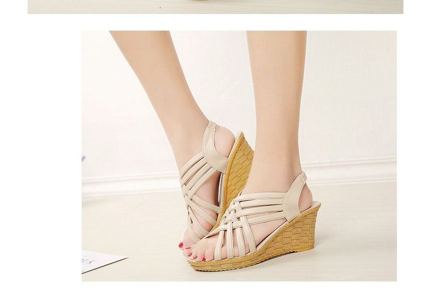 Strappy Sandals Wedge-Heel