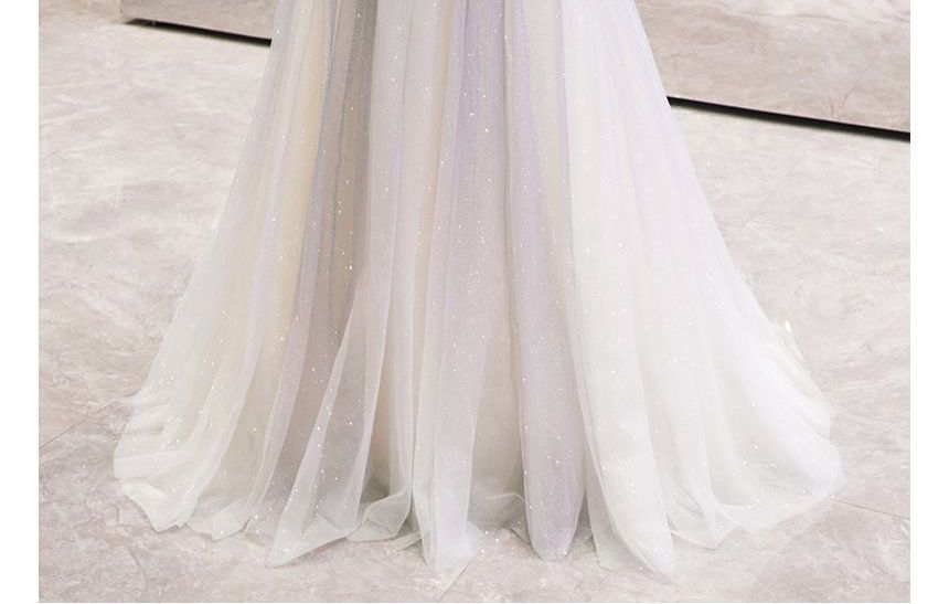 Gradient Mesh Sweetheart Strap Spaghetti Rhinestone Evening Gown Neckline A-Line