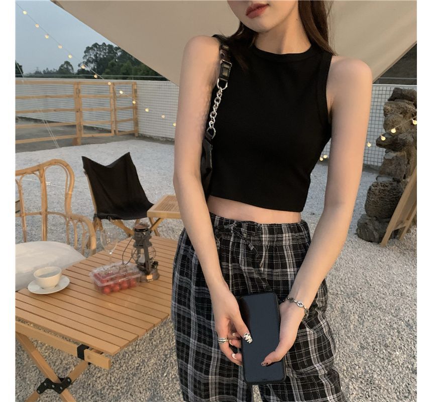 Top Crop Round Plain Tank Neck