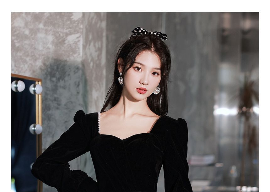 Bead Trim Evening Puff-Sleeve Glitter A-Line Gown