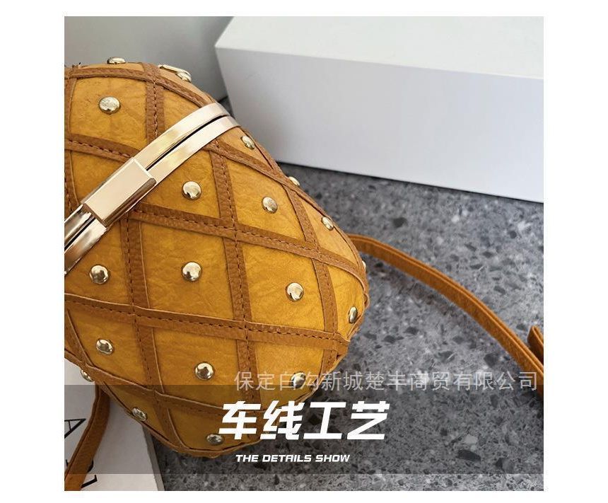 Box Pineapple Shaped Crossbody Bag