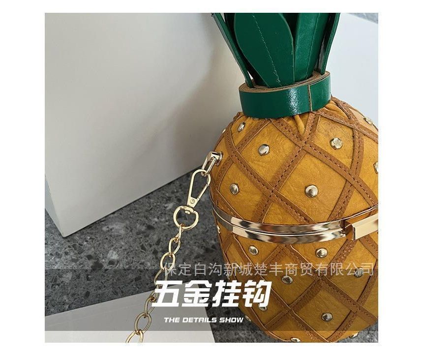 Box Pineapple Shaped Crossbody Bag