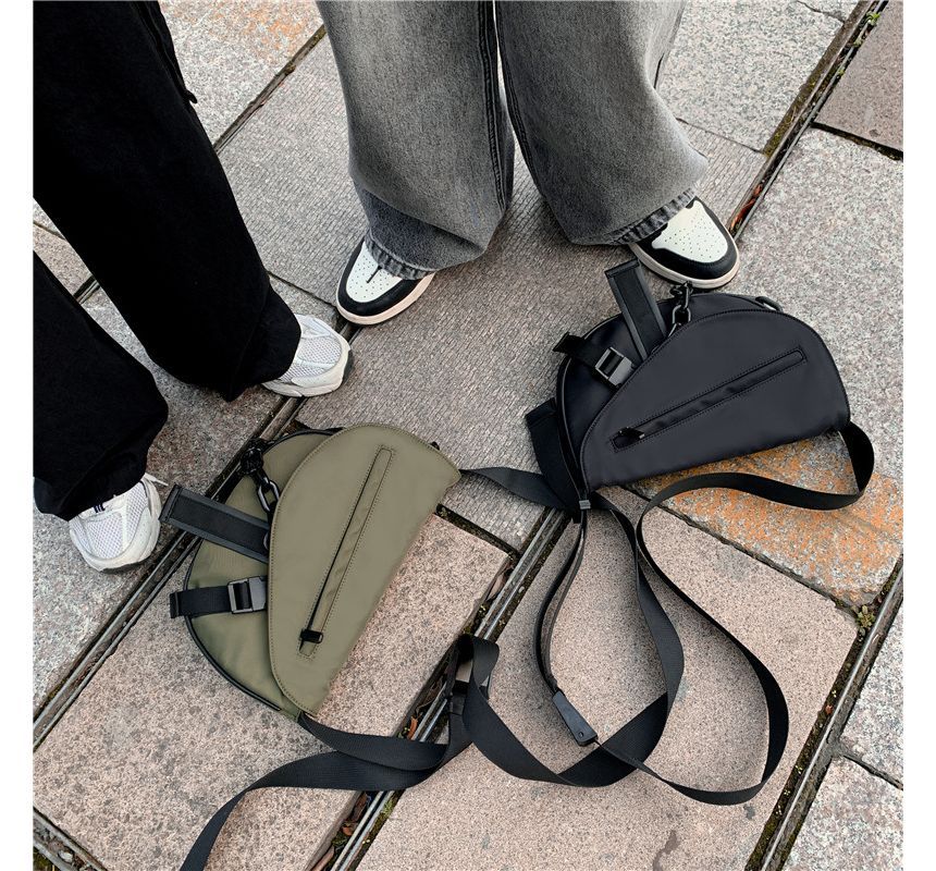 Messenger Chained Bag