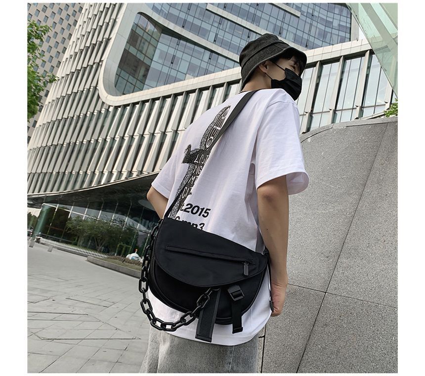 Messenger Chained Bag