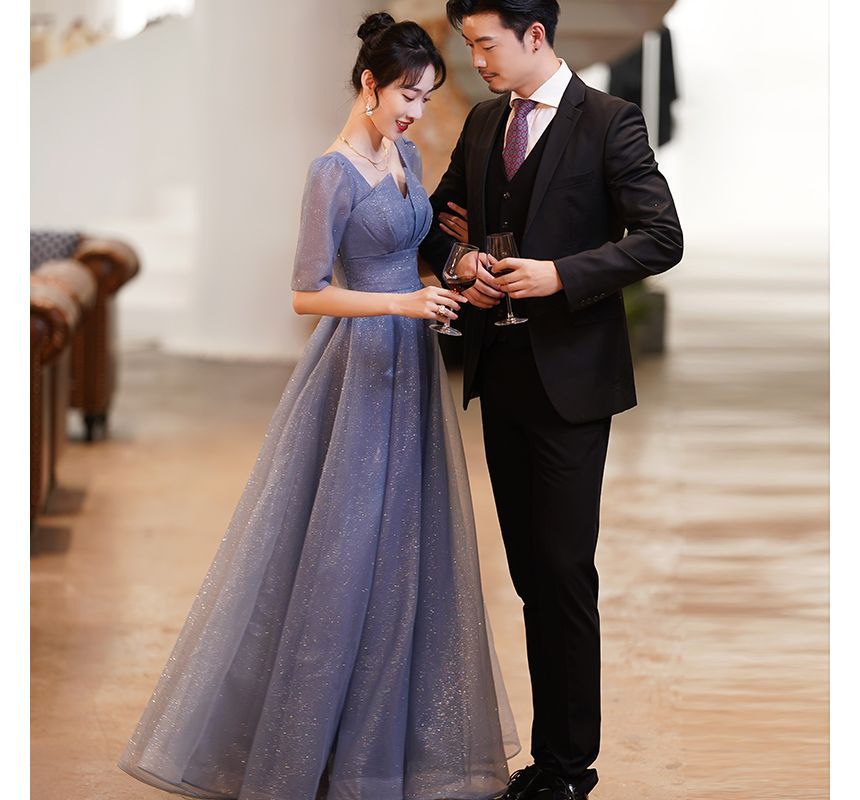 Gown Short-Sleeve A-Line Mesh Evening Notched