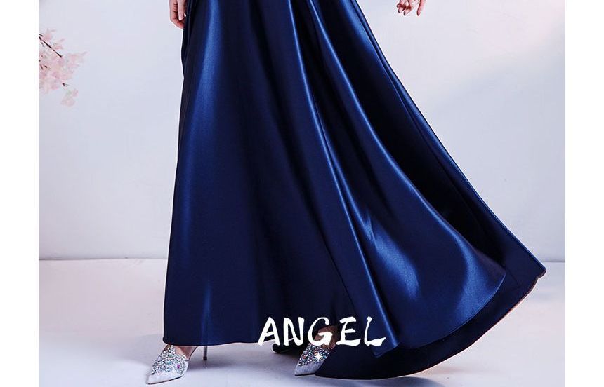 A-Line Sequin Mesh Gown Neck Short-Sleeve Crew Evening