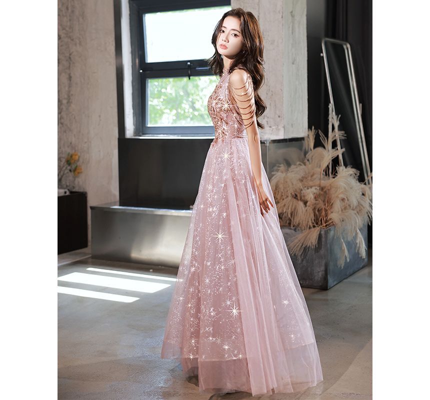 Halter-Neck Sequined Chained Star Print A-Line Mesh Evening Gown