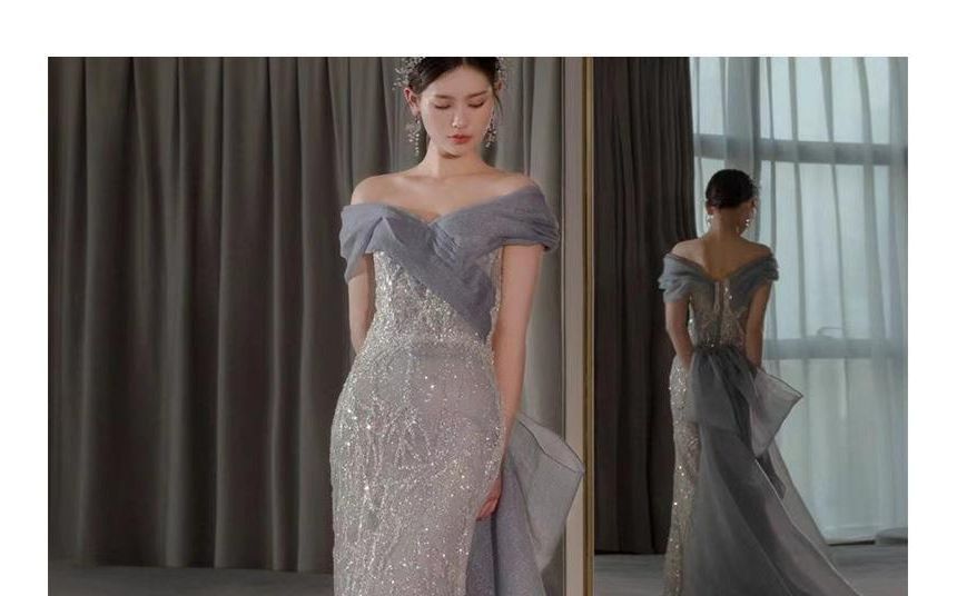 Off-Shoulder Lace Evening Gown Paneled Mermaid