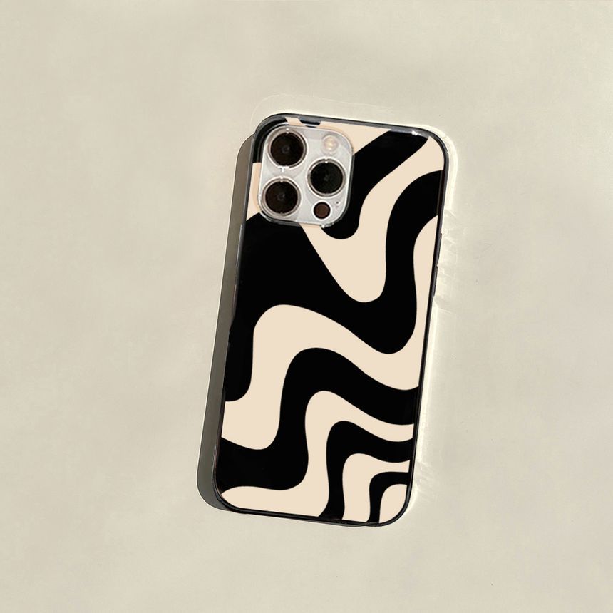 Phone Wavy Print Case