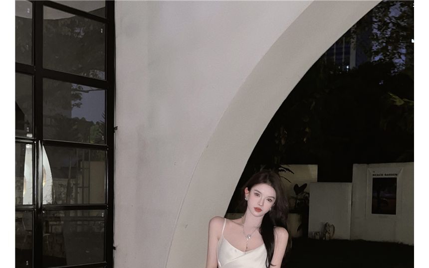 Plain Strap Slim-Fit Midi Dress Spaghetti