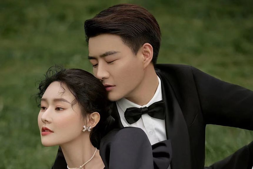 Plain A-Line Evening Gown Short-Sleeve V-Neck