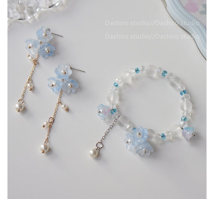 designs) Earring (various Floral Acrylic