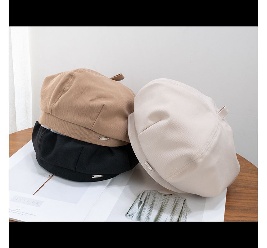 Beret Metal Tag Plain